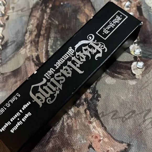 🐈‍⬛ ⚡️•KVD x GLIMMER VEIL x Thunderstruck Vibes•⚡️🐈‍⬛